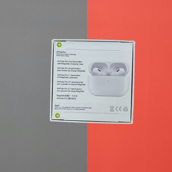 Apple AirPods Pro ANC with Charging Case - Picture 2 of 5